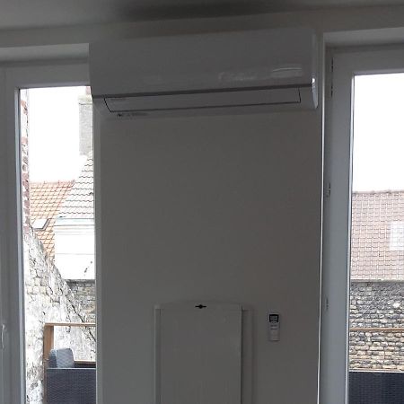 Le Petit Chez Soi Apartment Calais Bagian luar foto