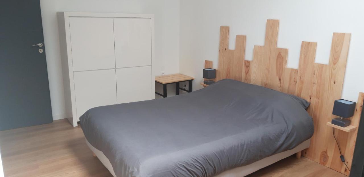 Le Petit Chez Soi Apartment Calais Bagian luar foto