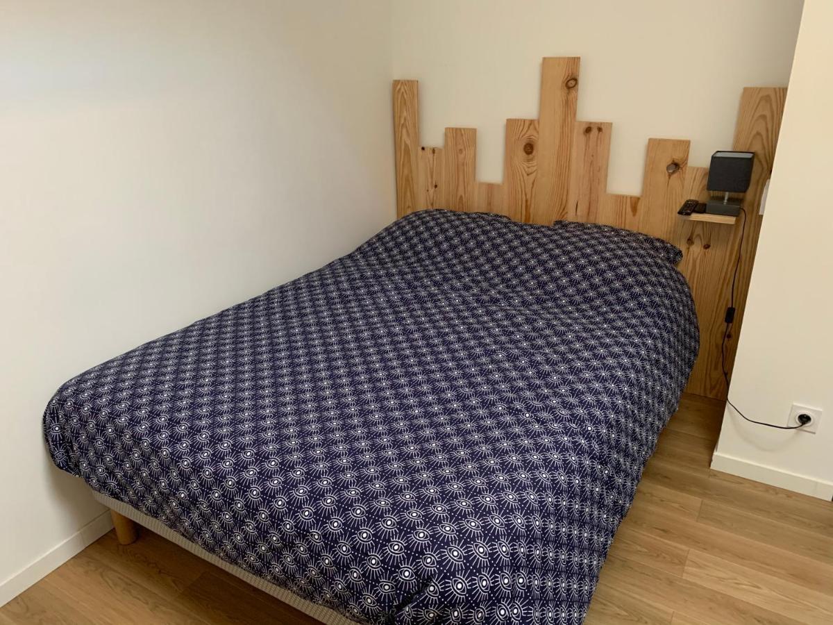 Le Petit Chez Soi Apartment Calais Bagian luar foto