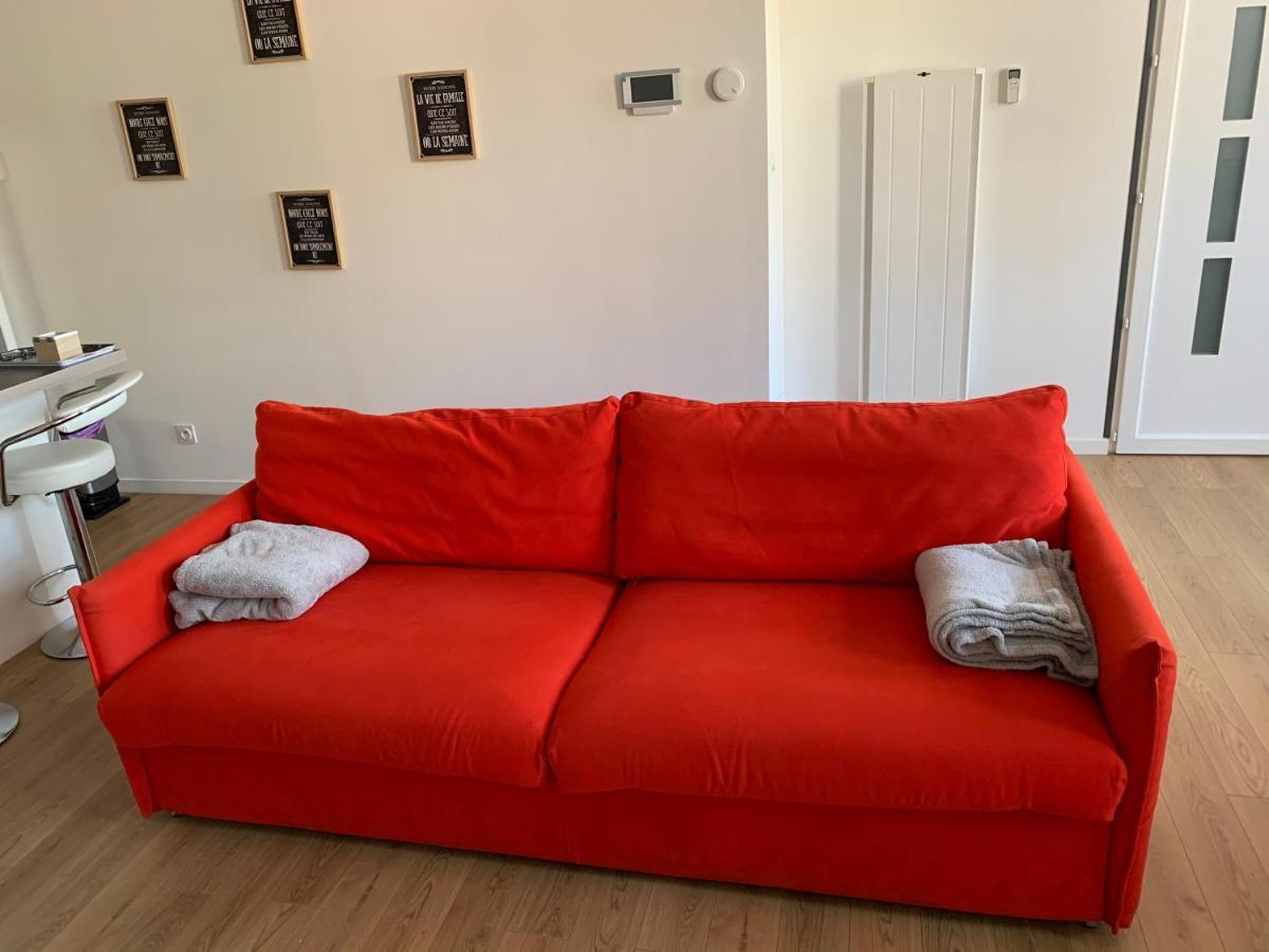 Le Petit Chez Soi Apartment Calais Bagian luar foto