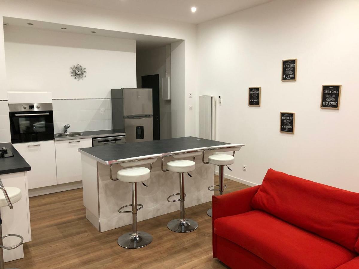 Le Petit Chez Soi Apartment Calais Bagian luar foto