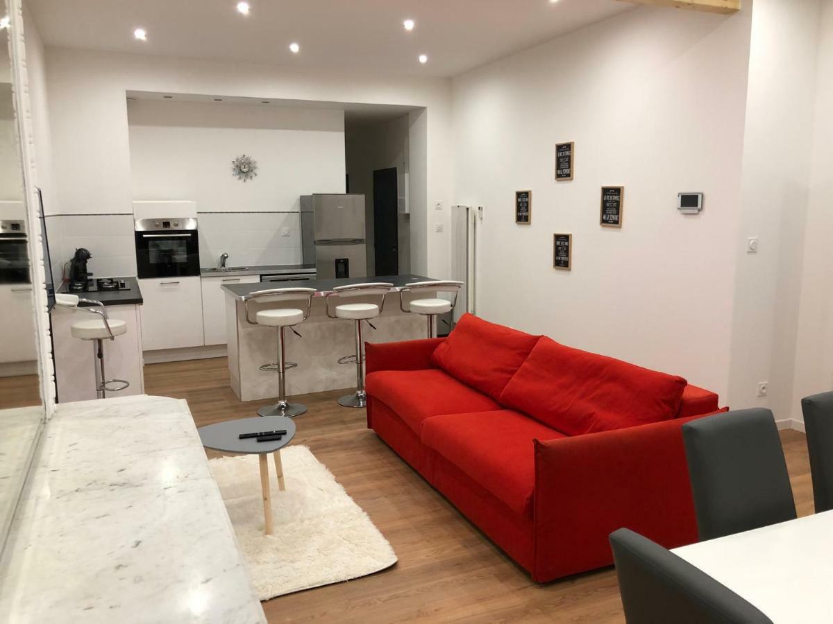 Le Petit Chez Soi Apartment Calais Bagian luar foto