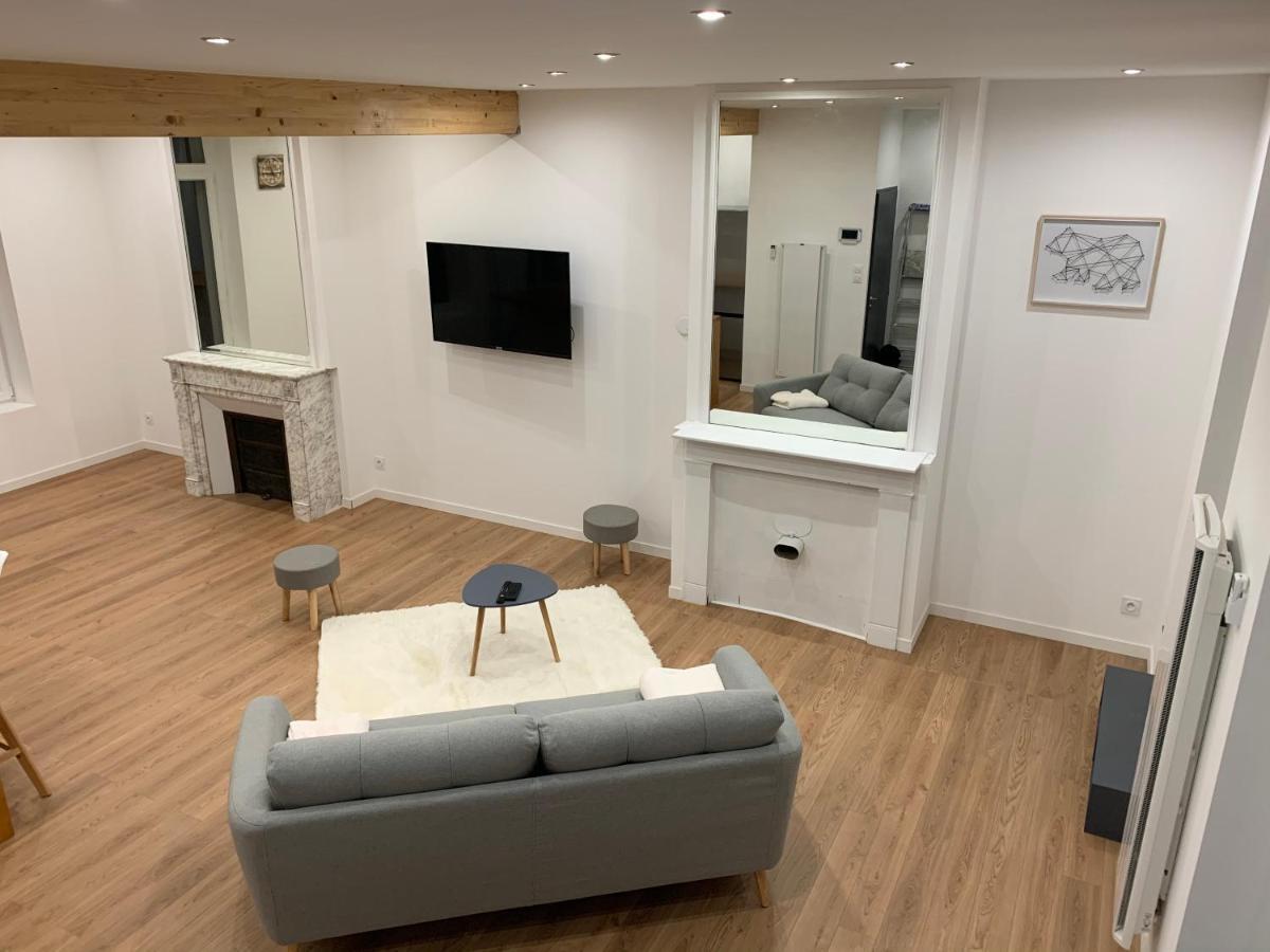 Le Petit Chez Soi Apartment Calais Bagian luar foto