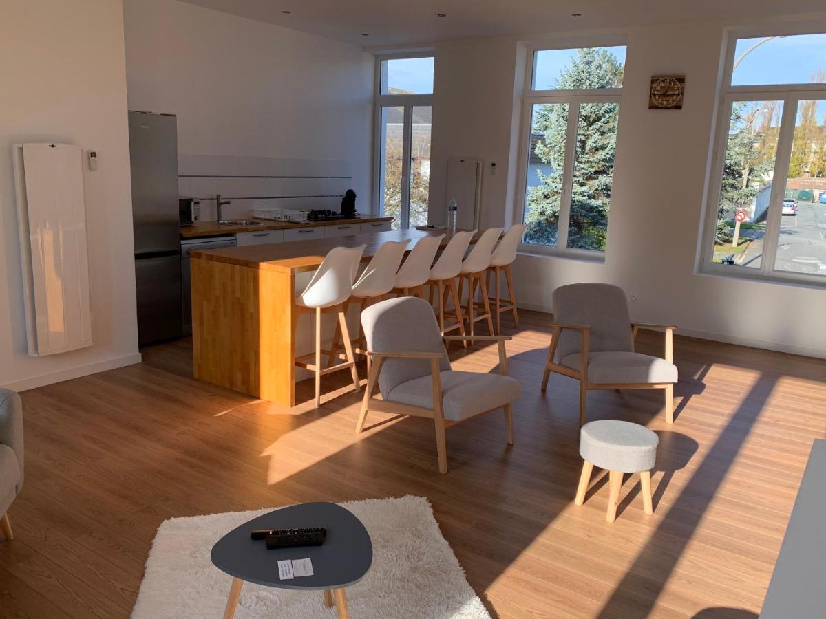 Le Petit Chez Soi Apartment Calais Bagian luar foto
